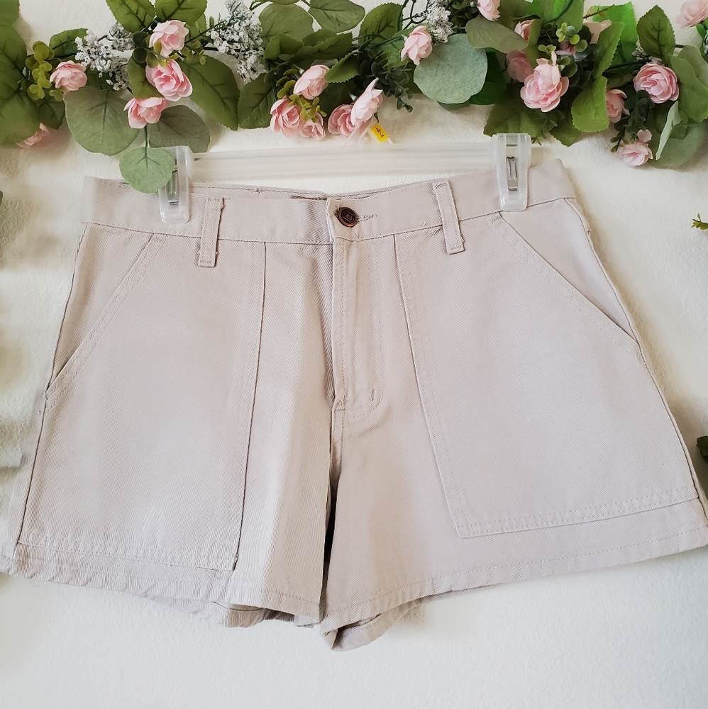 NWOT LEI Surplus Basic Short Shorts - Size 7
